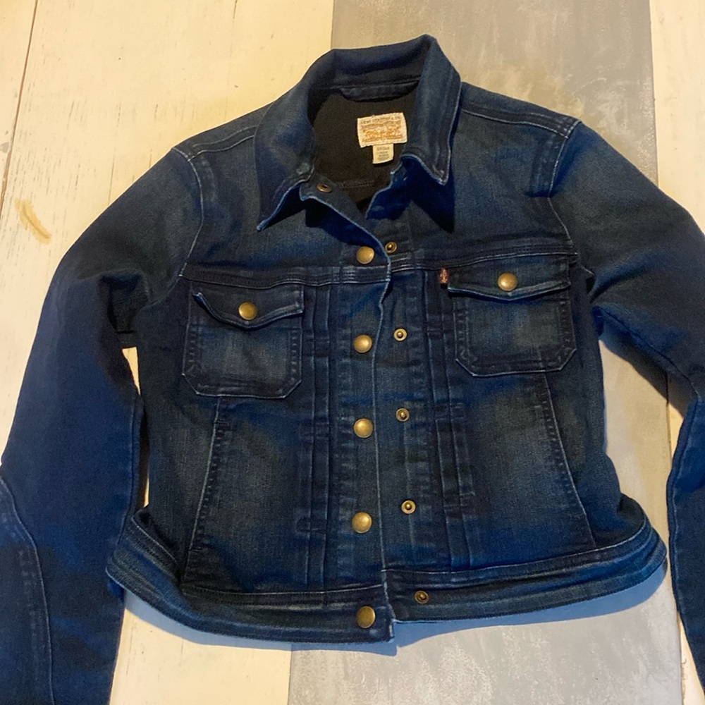 Woman’s S Levi jean jacket